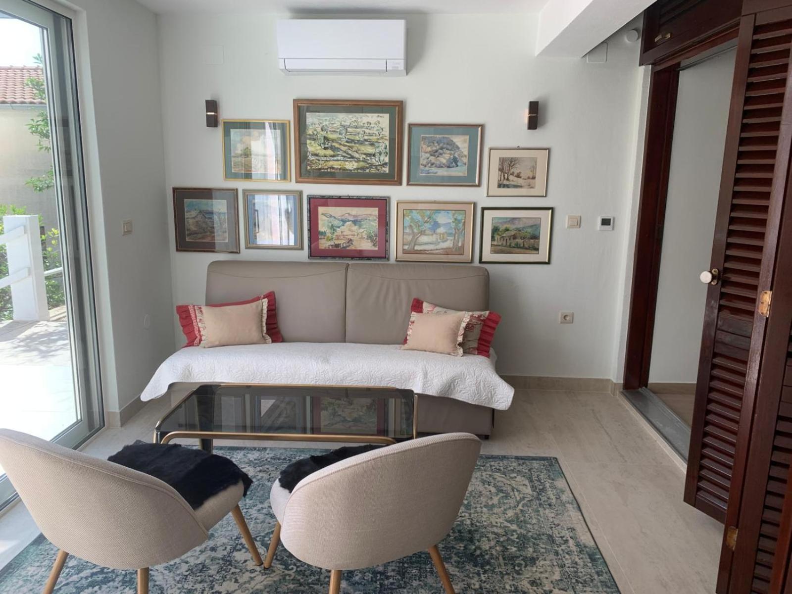 Rozita Seaside Relax Apartments 포드고라 외부 사진